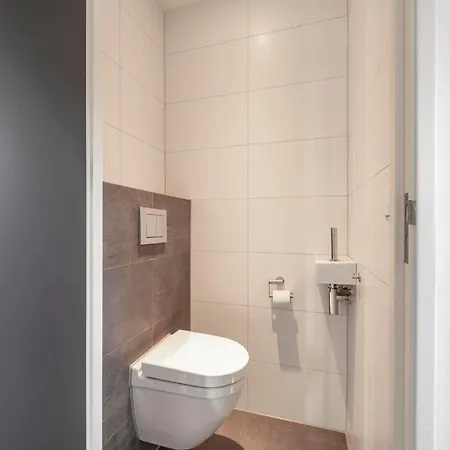 Modern Coastal Escape 度假居