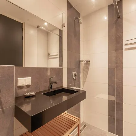 Modern Coastal Escape Ferienhaus *