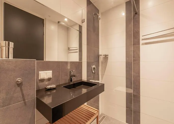 Modern Coastal Escape Feriehus *