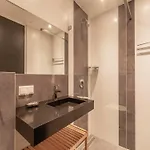 Modern Coastal Escape Nyaraló *